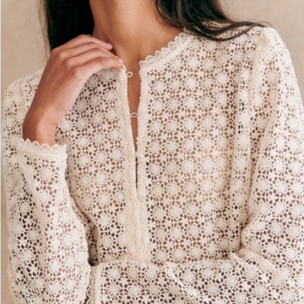 Sezane Yumi Blouse size US 8/ FR40 - Picture 2 of 7
